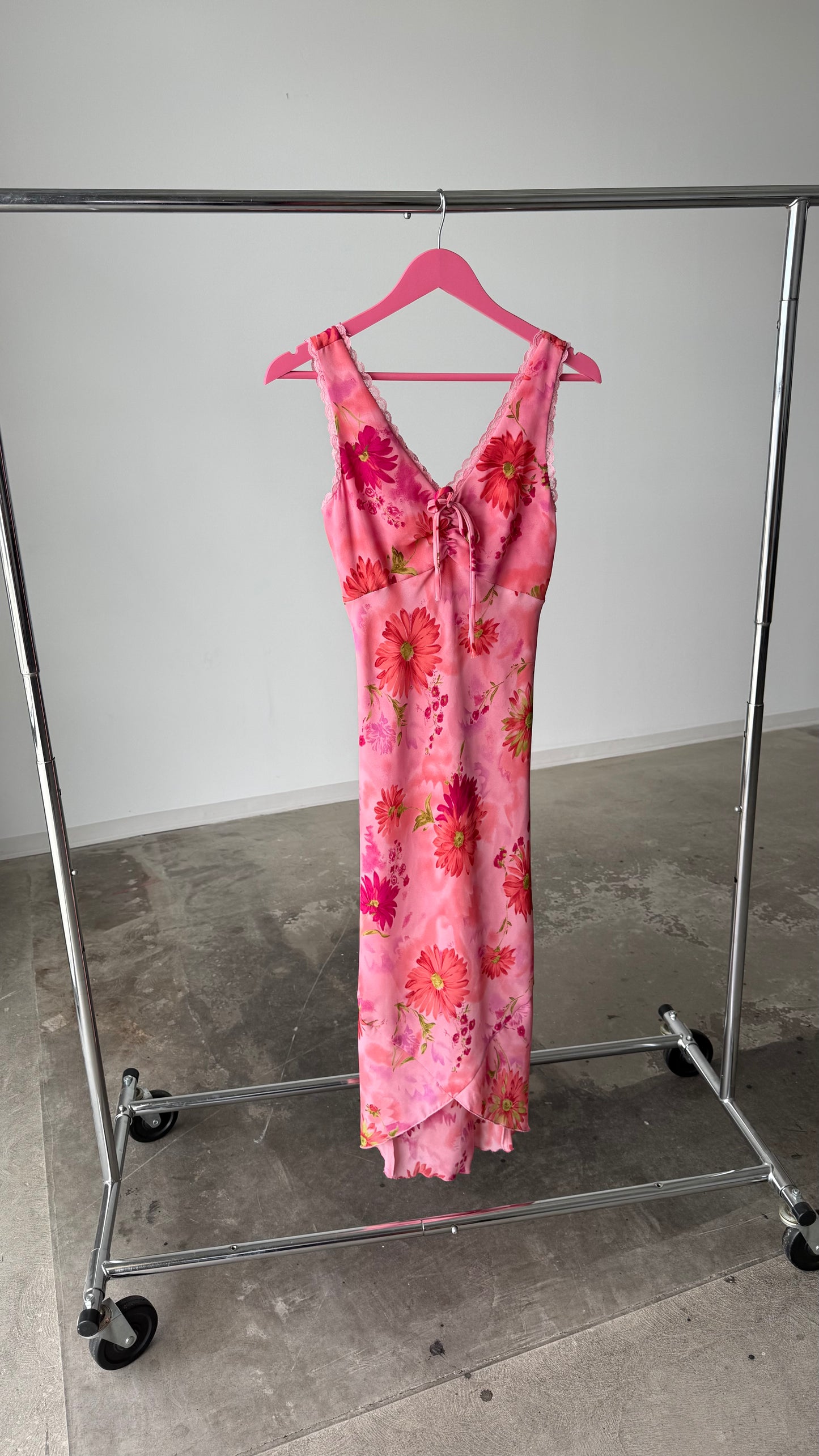 My Michelle Y2K Pink Floral Dress – Lace Trim & Ruched Bust Slip Dress