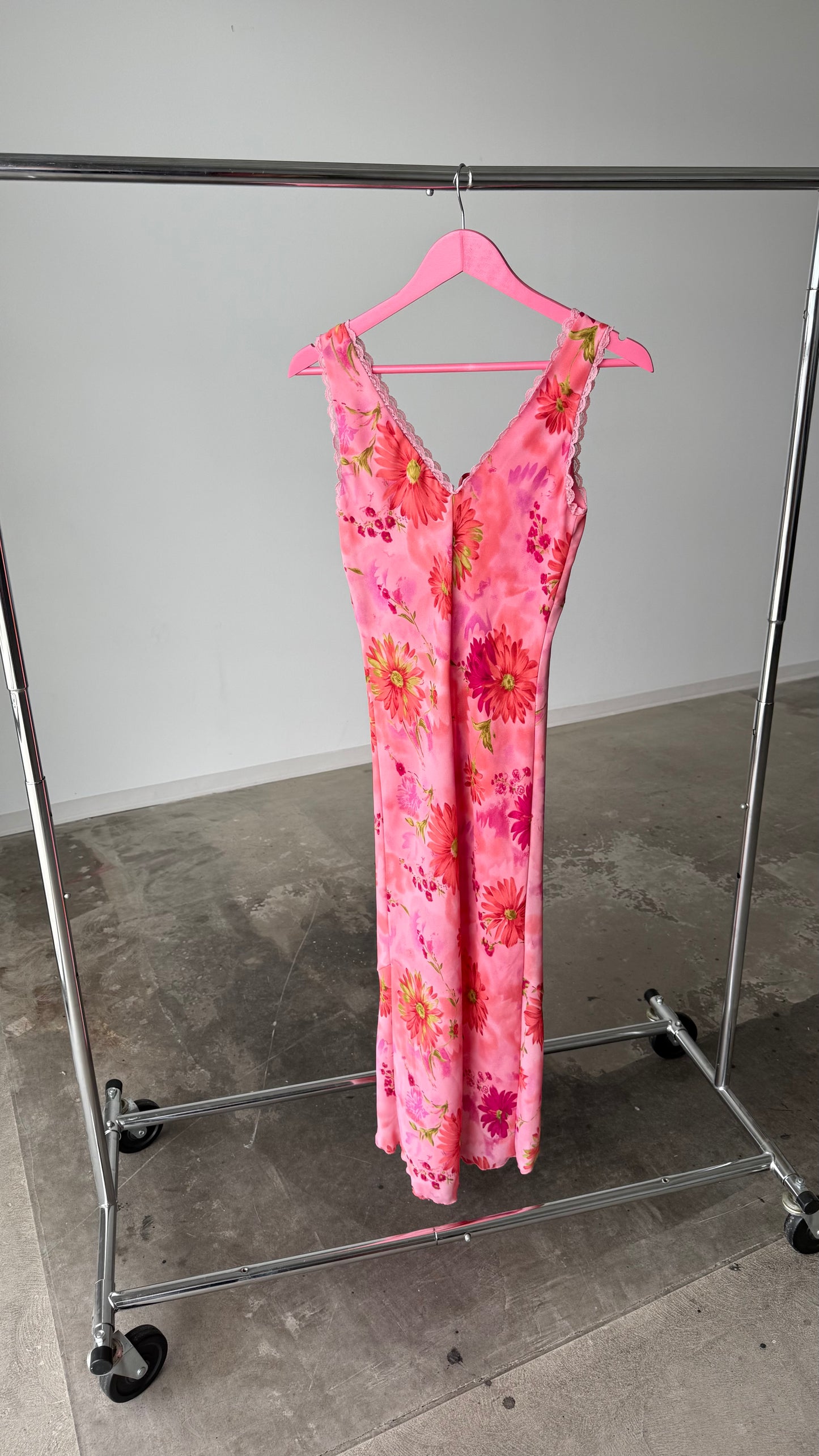 My Michelle Y2K Pink Floral Dress – Lace Trim & Ruched Bust Slip Dress